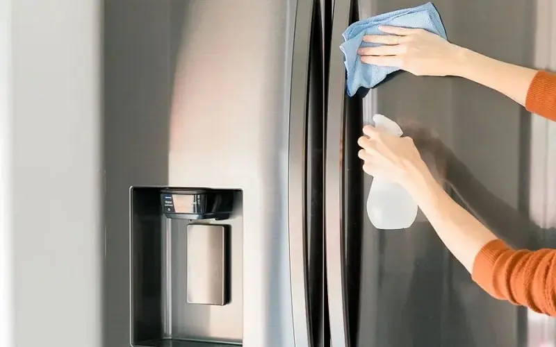 Bao l&acirc;u n&ecirc;n vệ sinh tủ lạnh?